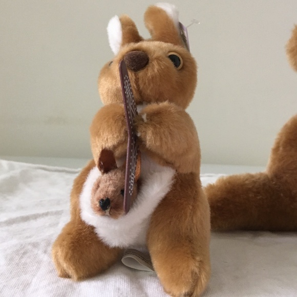 Duo of Kangaroos with Joeys. Bought in Australia🇦🇺NWT ❤️❤️❤️ - Picture 6 of 10